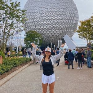 Meet your Posher, Victoria